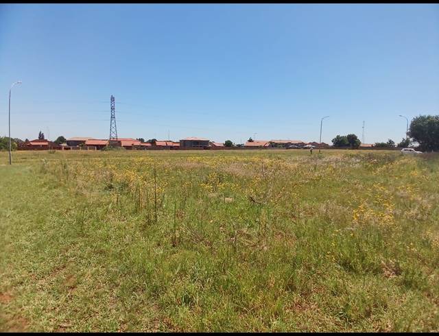 1,036M² VACANT LAND FOR SALE IN RIVERSDALE